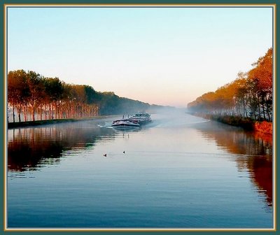 Boat in morninglight