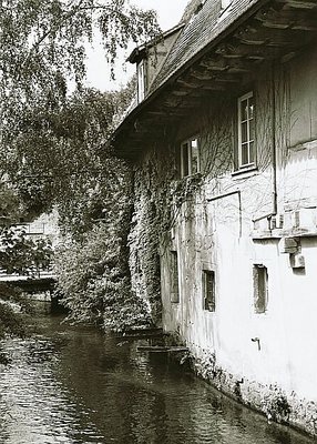 16th century house in the Lauter River