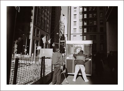 man with broom - nyc - 04