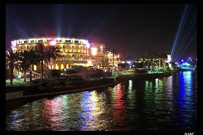 Hard Rock Cafe at night