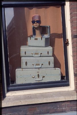 GLOBALIZED WOMAN IN AMSTERDAM, 1994