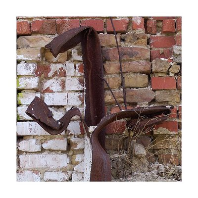 iron sculpture without artist