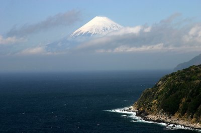 Floating Fuji