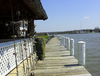 'narrow boardwalk on the C&D canal'