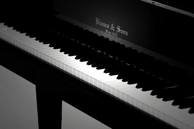 Light spot on piano keys