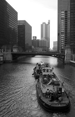 Tug boat in chicago river