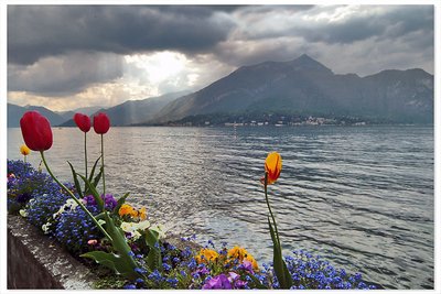 The rain is arriving in Bellagio ...