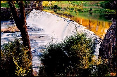 Water Falls : Watson Mill Park