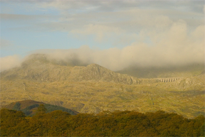 The Moelwyns & Stwlan dam at dawn