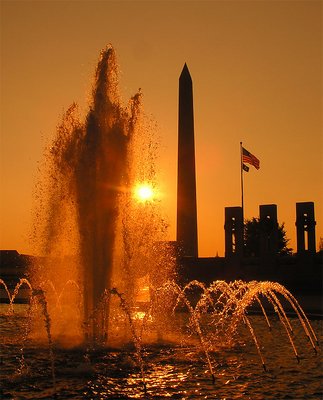 WWII memorial in gold
