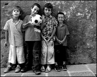 childs with ball