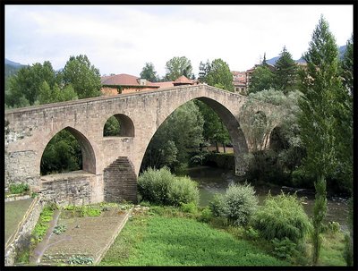 A bridge in the Pirineos
