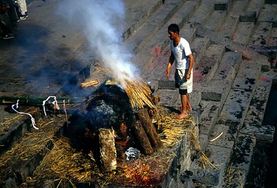 Hindu  Cremation  -  Nepal