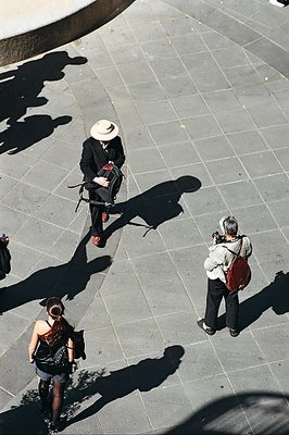 Photographer in white hat #3