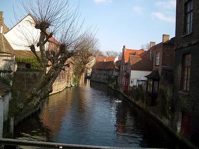 Canal en Brujas,Belgica