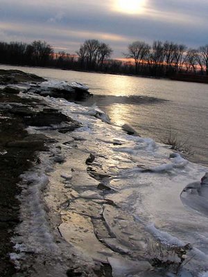 The Icy Banks of the Illinois