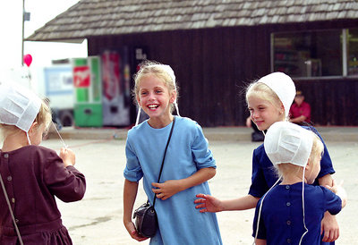 Amish Girls