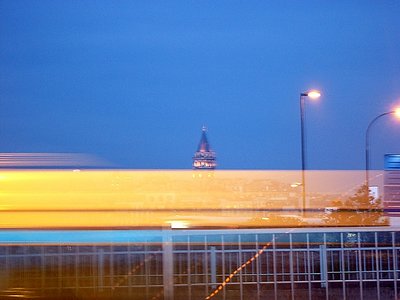 Moving LiGhTs Under Galata