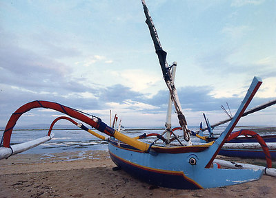 Blue  Boat  in  Bali