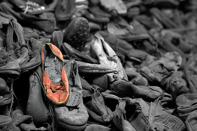 Auschwitz - Bare feet
