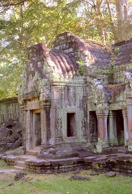 temple of Banta Srei in Cambodia 2