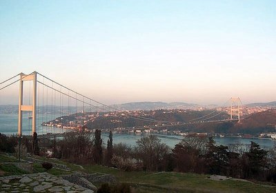 the Fatih Sultan Mehmet Bridge