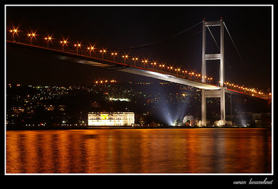 bridge, palace and night