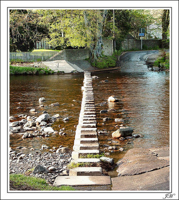 The Ford and stepping stones