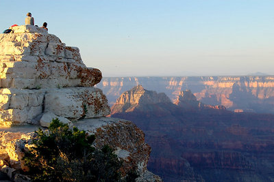 Sunrise at Bright Angel Point