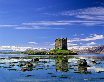 Castle Stalker reflected