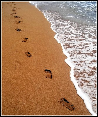Footprints in the sand#4