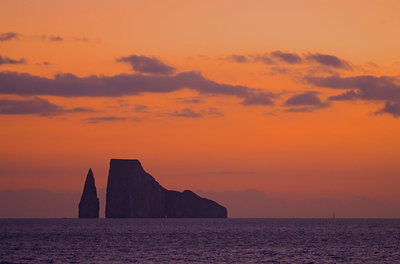 Kicker Rock (Leon Dormidas) - 05.22.05