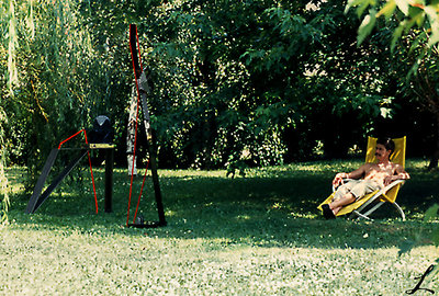 Le sculpteur dans son jardin