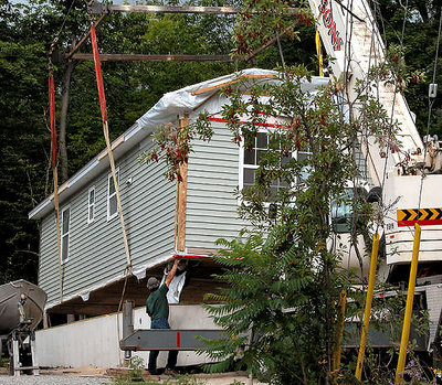 setting modular home piece on foundation