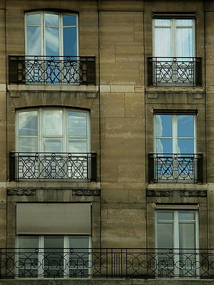 Façade Nuageuse