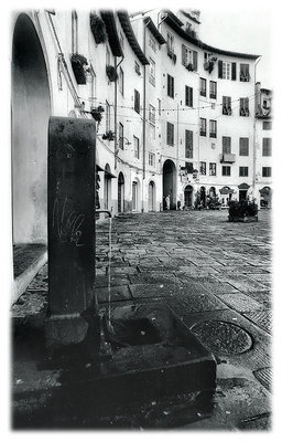 Lucca - Piazza Anfiteatro