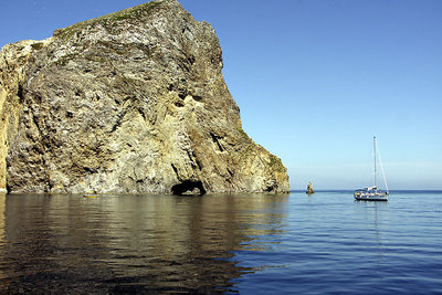 Palmarola island early morning