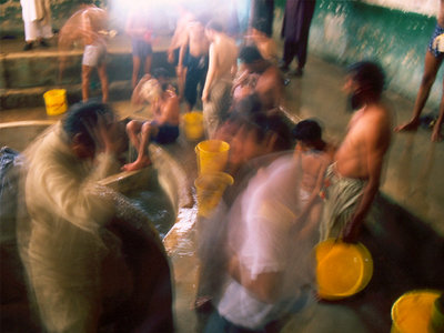 Public bath, Manghopir