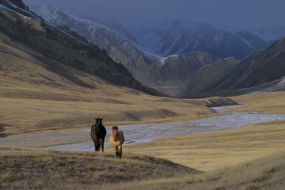 Jenghi-Jher valley