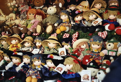 MANY DOLLS...FOR ME!!