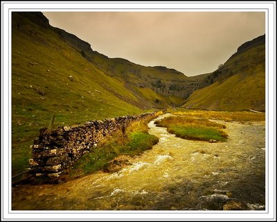 Approach to Goredale Scar