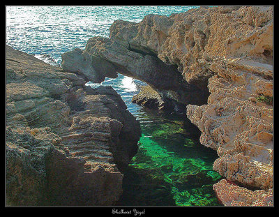 Colorful cave ,Habonim beach