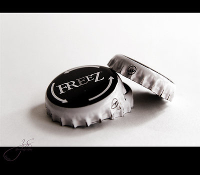 F R E E Z 
