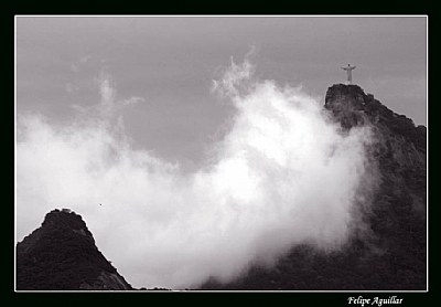 Nuvens no Cristo