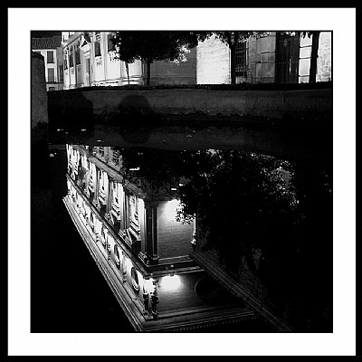 PALACE ON WATER