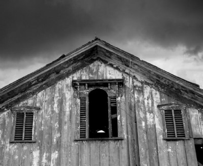 Barn in B&W