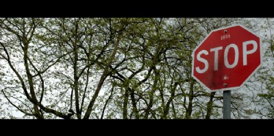STOP