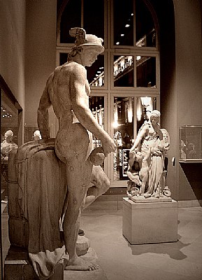 Louvre: interior