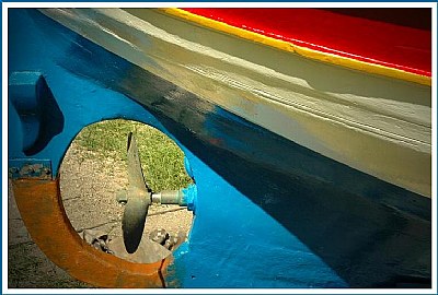 abstract-boat