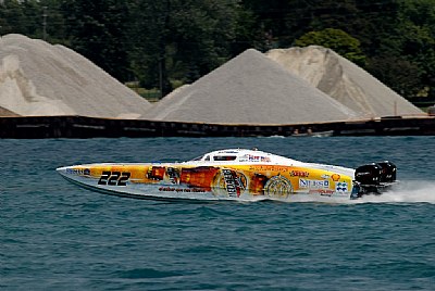 222 Race Boat